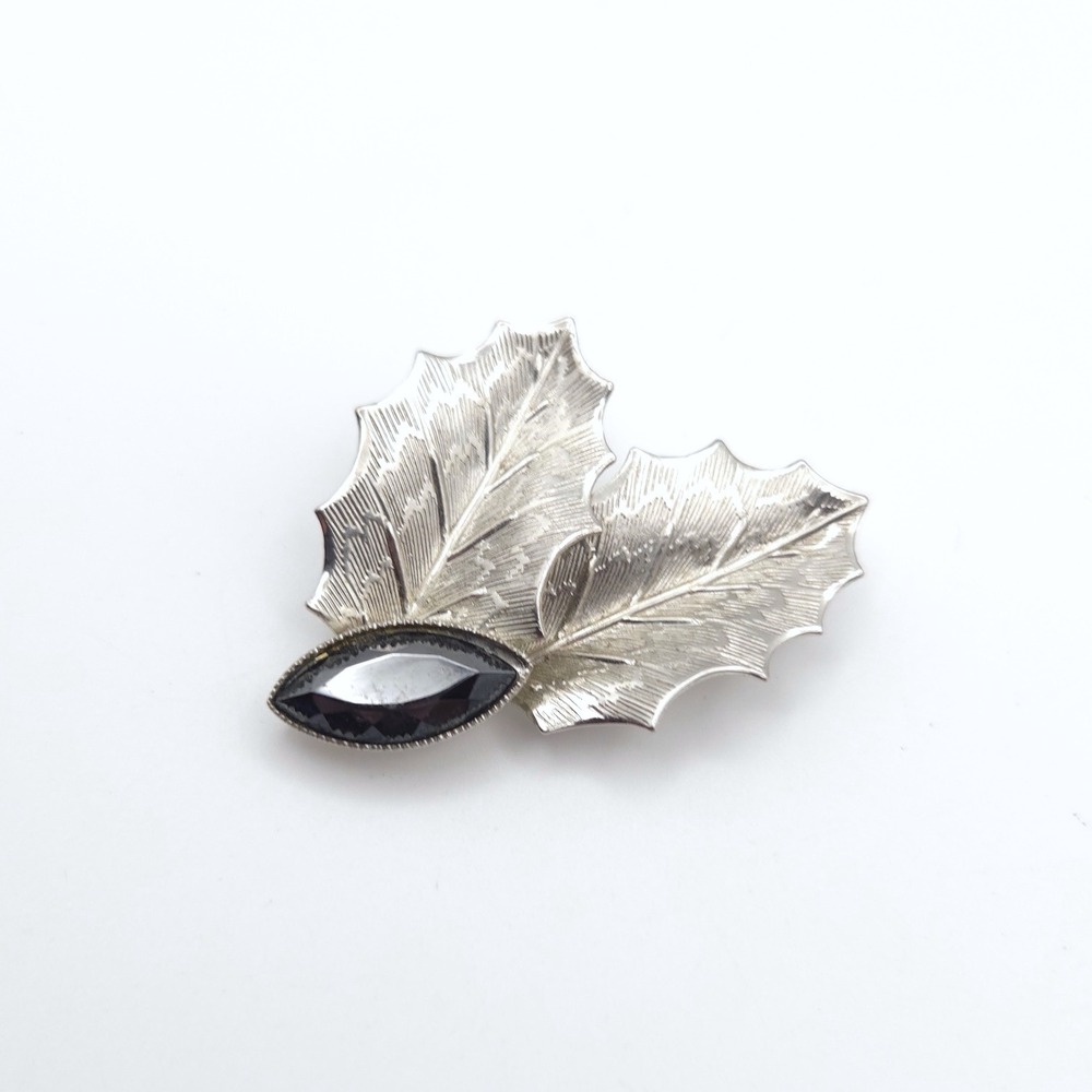Vintage Silver Tone Holly Leaf Brooch Black Marquise Rhinestone Christmas Pin